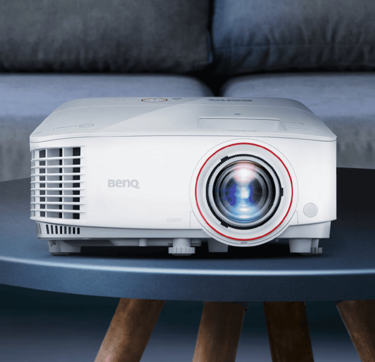 Best Projectors and Screens for a Home Golf Simulator (UK, 2026)
