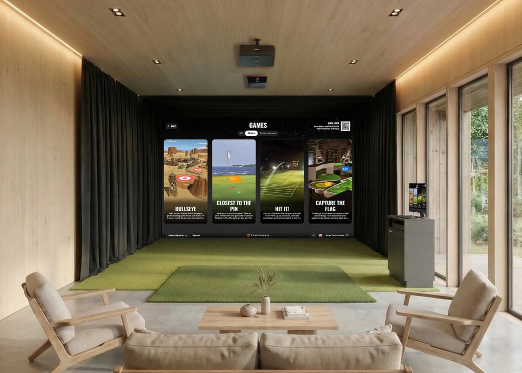 Home golf simulator enclosure and screen setup